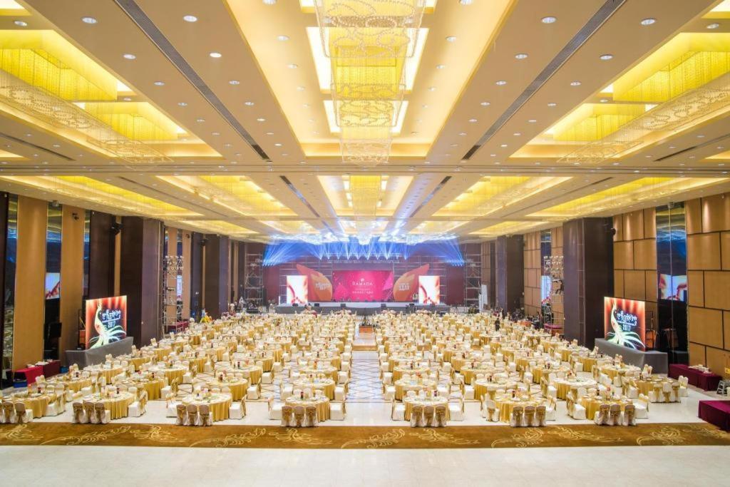 Ramada Plaza Huizhou East Hotel Exterior foto