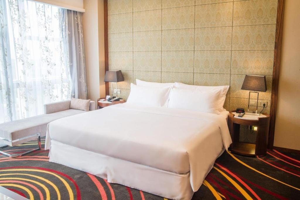 Ramada Plaza Huizhou East Hotel Exterior foto